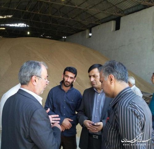بازدید فرماندار از مراکز خرید گندم در شهرستان گرگان