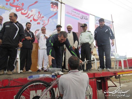 پیاده روی خانوادگی در سیمین شهر برگزار شد