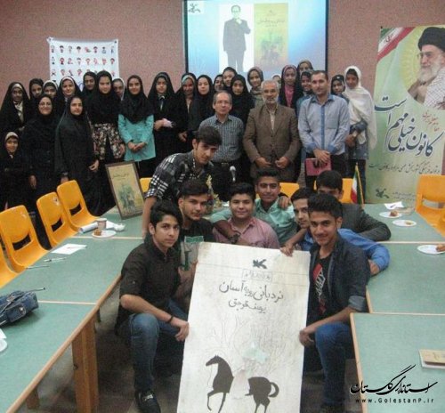 کانون گلستان در نشست ادبی دو پنجره میزبان "یوسف قوجق" شد