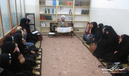 دیدار اعضا و مربیان مراکز فرهنگی هنری با امامان جمعه