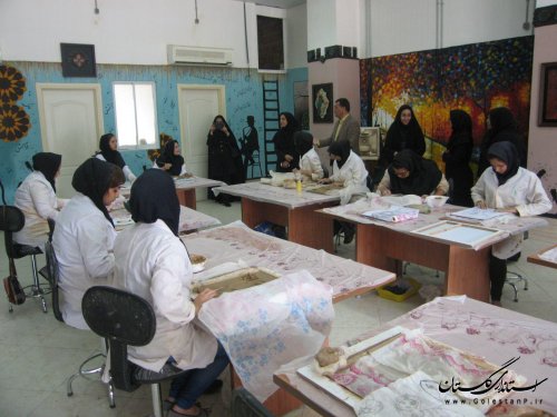 آموزش هاي فني و حرفه اي در ايجاد اشتغال و تحقق اقتصاد مقاومتي پیشرو است