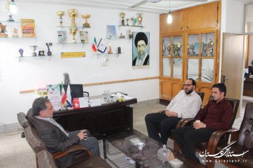 بازدید سرزده معاون فرماندار از  اداره ورزش و جوانان شهرستان آزادشهر
