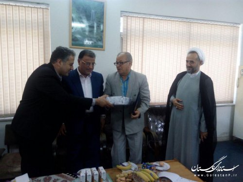 حضور رئیس شورای اطلاع رسانی استان در دفتر روزنامه اطلاعات