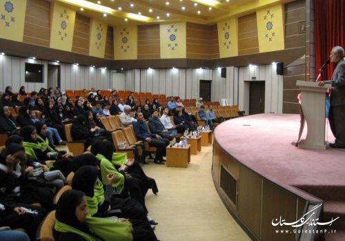 برگزیدگان چهاردهمین جشنواره ملی کودک و نوجوان رضوی در گلستان تجلیل شدند