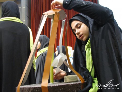 برگزیدگان چهاردهمین جشنواره ملی کودک و نوجوان رضوی در گلستان تجلیل شدند