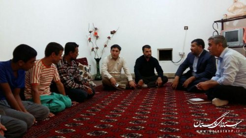 دیدار بخشدارمرکزی مراوه تپه ازخانواده های تحت پوشش کمیته امداد و بهزیستی