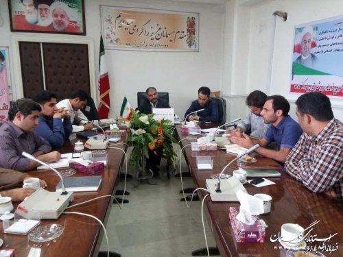 نشست هم اندیشی نخبگان و جوانان بندرگز با فرماندار برگزار شد