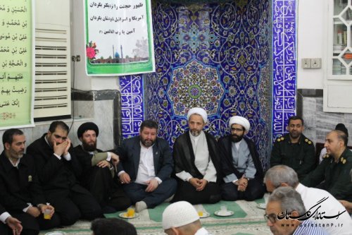 با حضور خدام امام رضا(ع) در شهرستان آزادشهر،فضای معنوی حرم در شهر پیچید