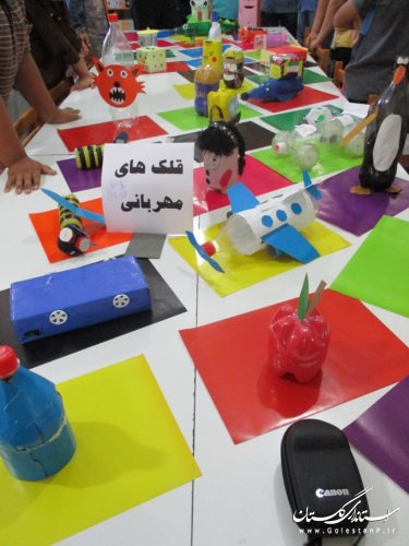 کودکان مينوشتی با پس انداز پول توجيبي، كتاب را به دل روستاها خواهند برد