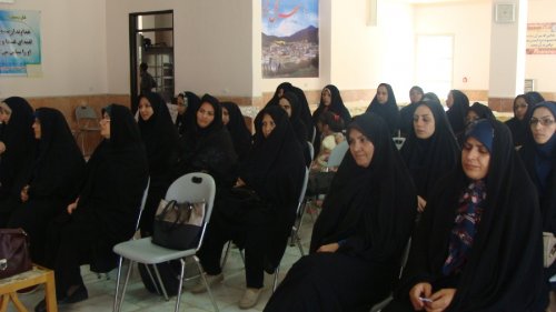 حضورمدیرکل بانوان گلستان درهمایش بانوان فرهنگی سرپرست خانوارآزادشهر