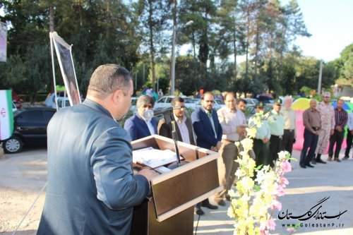 غبار روبی و عطرافشانی مزار شهدا گمنام شهرستان آزادشهر