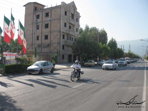 رژه خودرویی هفته دولت در بندرگز برگزار شد