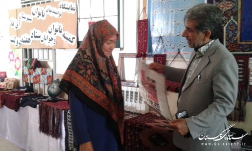 برپایی نمایشگاه توانمندیهای بانوان روستایی در روستای حبیب ایشان شهرستان آق قلا