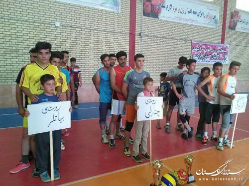 آغاز مسابقات ورزشی جام روستا قهرمان در بخش گلیداغ شهرستان مراوه تپه