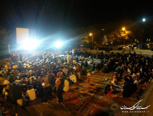 برگزاری یادواره شهدا در پارک شبنم نوده خاندوز