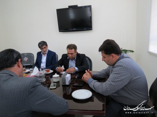 پرداختن به آسیبهای اجتماعی وظیفه انسانی همگان است