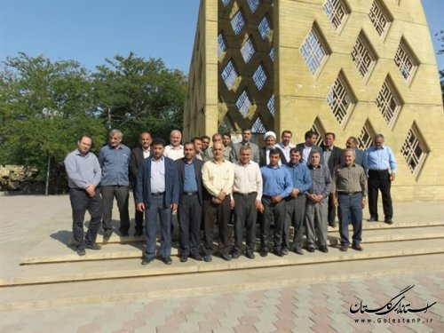 مراسم عطر افشانی و غبار روبی گلزار شهدای گمنام گرگان برگزار شد