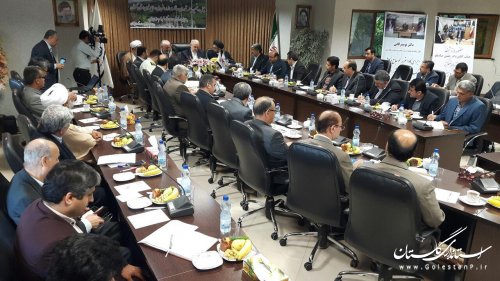 باید 20 موضوع اصلی استان در حفظ حقوق بیت المال انتخاب شود