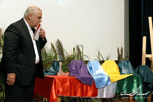 رونمایی از 11عنوان کتاب در حوزه دفاع مقدس انجام شد
