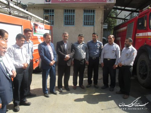 بازدید فرماندار مینودشت از مرکز آتش نشانی شهرستان بمناسبت روز آتش نشان و ایمنی