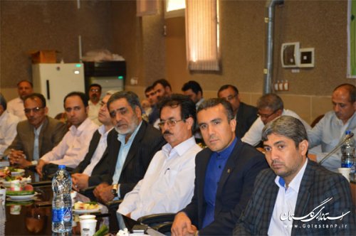 مقاوم بودن و استفاده از ظرفیتهای مردمی از الزامات اقتصاد مقاومتی است