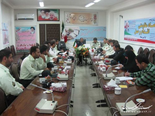 دیدار کارکنان نیروی انتظامی بندرگز با فرماندار