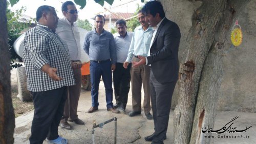 بازدید بخشدار مرکزی گالیکش از وضعیت آب شرب روستای قلی تپه