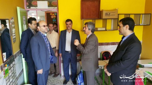 تجلیل از دانش آموزان مرکز آموزشی گلهای بهشت بندر ترکمن
