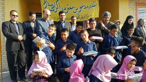 تجلیل از دانش آموزان مرکز آموزشی گلهای بهشت بندر ترکمن