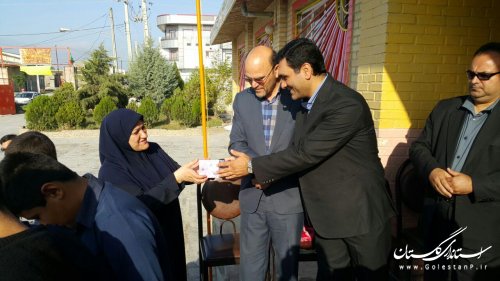 تجلیل از دانش آموزان مرکز آموزشی گلهای بهشت بندر ترکمن