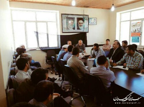 کلاس آموزشی و توجیهی سرشماری برای دهیاران بخش گلیداغ برگزار شد