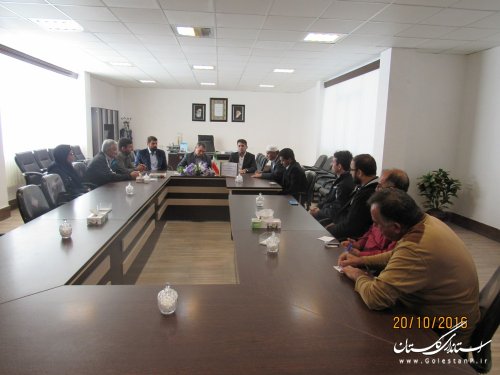 دیدار رئیس، کارکنان و روسای هیئت های ورزشی شهرستان با فرماندار گمیشان