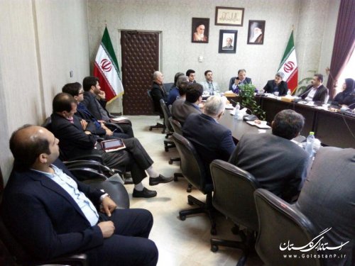 معاون استاندار با اعضای حزب اعتدال و توسعه استان دیدار کرد