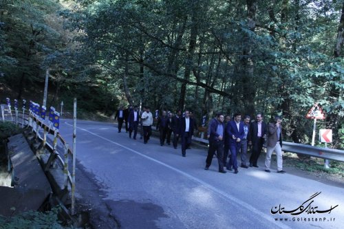 بازدید مدیرکل دفترفنی استانداری از رودخانه زیارت