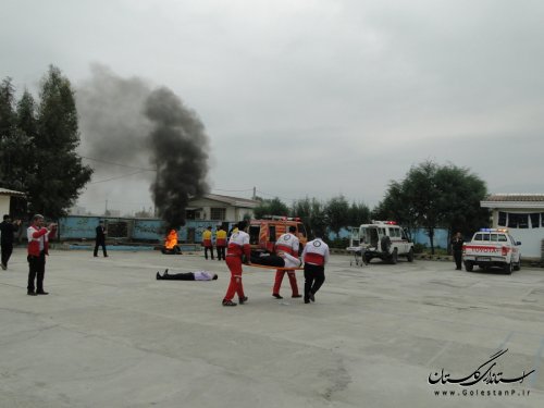 مانور پدافند غیر عامل در دبیرستان نمونه دولتی بشارت بندرگز برگزار شد