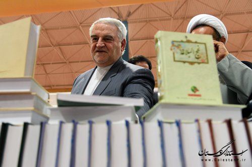 بازدید استاندار گلستان از دهمین نمایشگاه کتاب استان