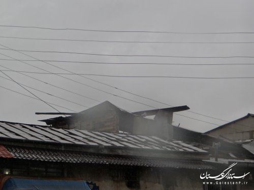 گزارش تصویری از خسارات ناشی از طوفان به تاسیسات شهری فاضل آباد