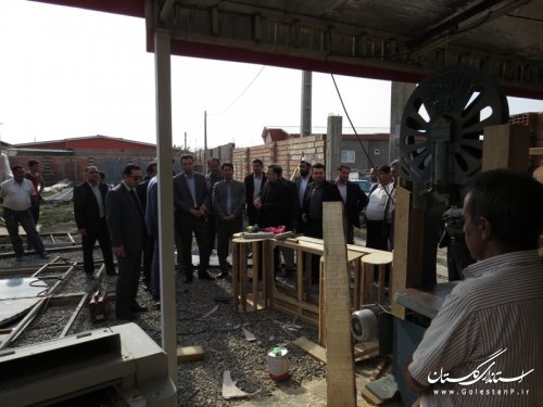 بازدید مدیران استانی از کارگاههای مبل سازی روستای عطا آباد شهرستان