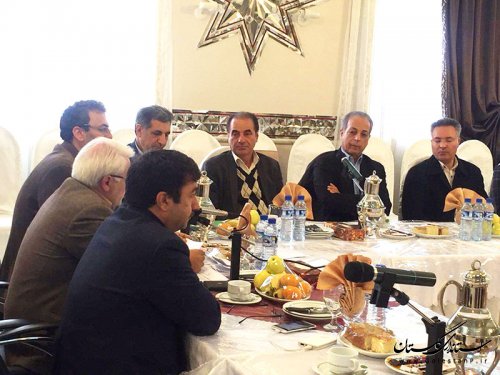 نشست مدیرکل میراث فرهنگی، صنایع دستی و گردشگری با جامعه هتل داران استان