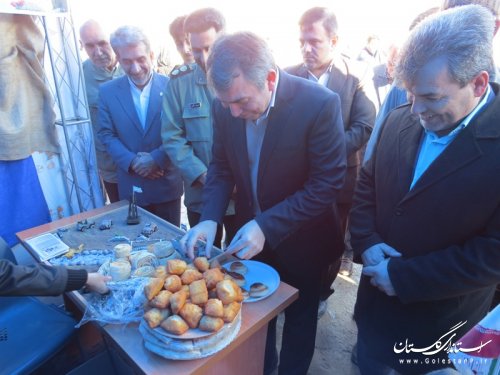 بازدید و قدردانی فرماندار شهرستان آق قلا از برگزار کنندگان نمایشگاه اقتصاد مقاومتی