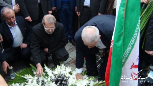 رییس مجلس شورای اسلامی به مقام شامخ شهیدان گلستان ادای احترام کرد