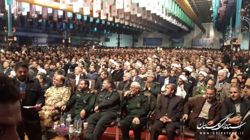 شهدا زمینه ساز تمدن اسلامی هستند/ بشریت بدهکار شهداست