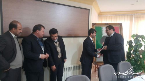 تجلیل فرماندار کلاله از مدیران و پرسنل کوشای ادارات
