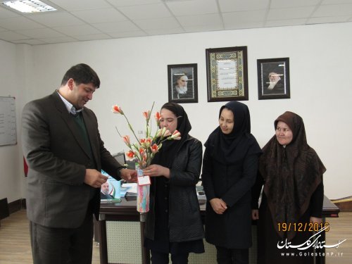 دیدار جمعی از اعضای فعال کانون پرورش فکری شهرستان گمیشان با فرماندار