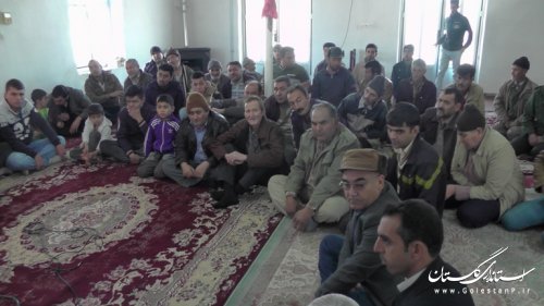 برگزاری جلسه رفع موانع اشتغال زایی و کارآفرینی در روستای فرخسر شهرستان مراوه تپه