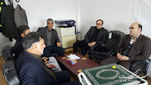 بازدید فرماندار ترکمن از بخشداری سیجوال و تحویل کامیونت حمل زباله روستای سیجوال