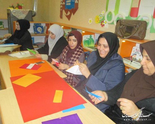 معلمان ابتدايي آق قلا با شيوه هاي پرورش خلاقيت در دانش آموزان آشنا مي شوند