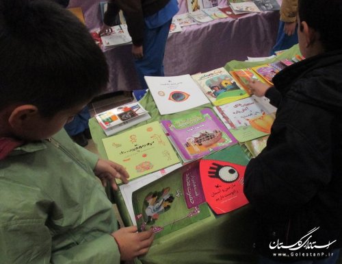 کتاب های مسافر به کانون پرورش فکری آق قلا رسیدند