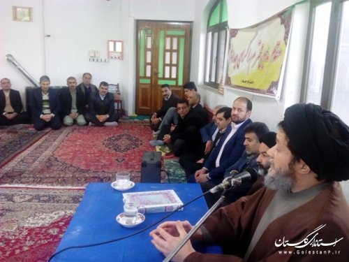 به مناسبت دهه فجر مسئولان شهرستان علی آبادکتول با امام جمعه دیدار کردند