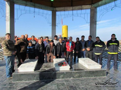 رژه ناوگان تاکسیرانی شهر بندرگز به مناسبت ۱۲ بهمن و آغاز دهه مبارک فجر انقلاب اسلامی برگزار شد